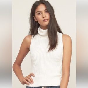 Abercrombie & fitch white ribbed turtleneck sweater tank, size medium